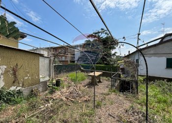 Giardino - Semi-detached house Via Caronno Varesino
 
102, Morazzone - photo 3