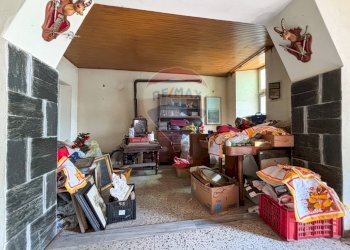 Dispensa di stoccaggio - Semi-detached house Via Caronno Varesino
 
102, Morazzone - photo 5