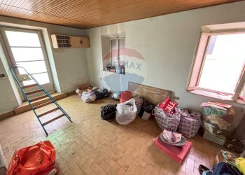 Soggiorno - Semi-detached house Via Caronno Varesino
 
102, Morazzone - photo 7