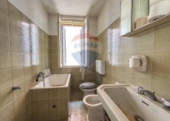 Bagno - Semi-detached house Via Caronno Varesino
 
102, Morazzone - photo 21