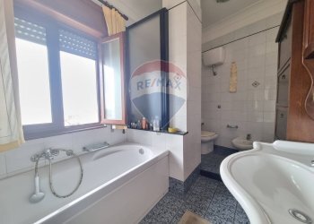 Bagno - Bilocale Via San Rocco
 
172, Marano di Napoli - foto 13