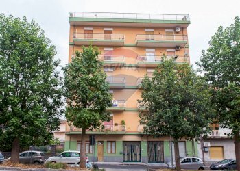 Edificio all\'aperto - Appartamento Via Galileo Galilei
 
69, Aci Catena - foto 1