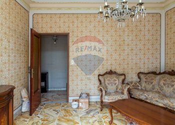 Soggiorno - Appartamento Via Galileo Galilei
 
69, Aci Catena - foto 3