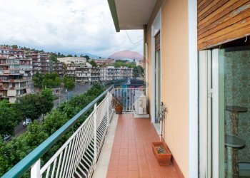 Balcone - Appartamento Via Galileo Galilei
 
69, Aci Catena - foto 4