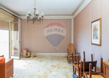 Camera / camera da letto - Appartamento Via Galileo Galilei
 
69, Aci Catena - foto 8