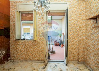 Hall / corridoio - Appartamento Via Galileo Galilei
 
69, Aci Catena - foto 10