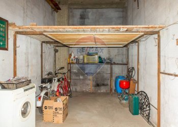 Dispensa di stoccaggio - Appartamento Via Galileo Galilei
 
69, Aci Catena - foto 25