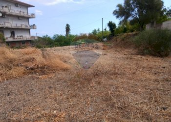Vista delle montagne - Building land santa venera circonvallazione
 
1, Mascali - photo 10