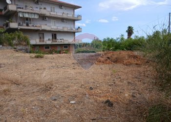 Edificio all\'aperto - Building land santa venera circonvallazione
 
1, Mascali - photo 14