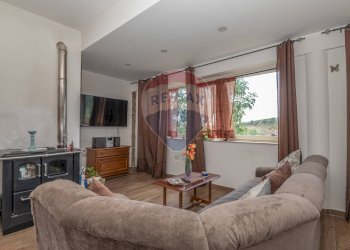 Soggiorno - Villa STRADA COMUNALE PIANO LUPPINO
 
SN, San Cono - foto 20