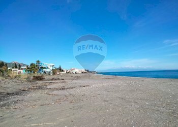 Vista dell\'acqua - Monolocale Contrada Pietre Nere
 
snc, Giardini-Naxos - foto 27