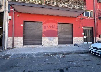 Edificio all\'aperto - Negozio rocco chinnici
 
9, Belpasso - foto 3