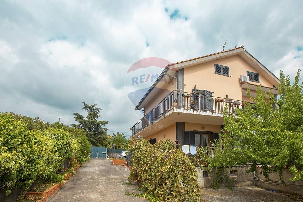 Casa all\'aperto - Villa Giovanni Pascoli
 
33/A, Mascalucia - foto 3