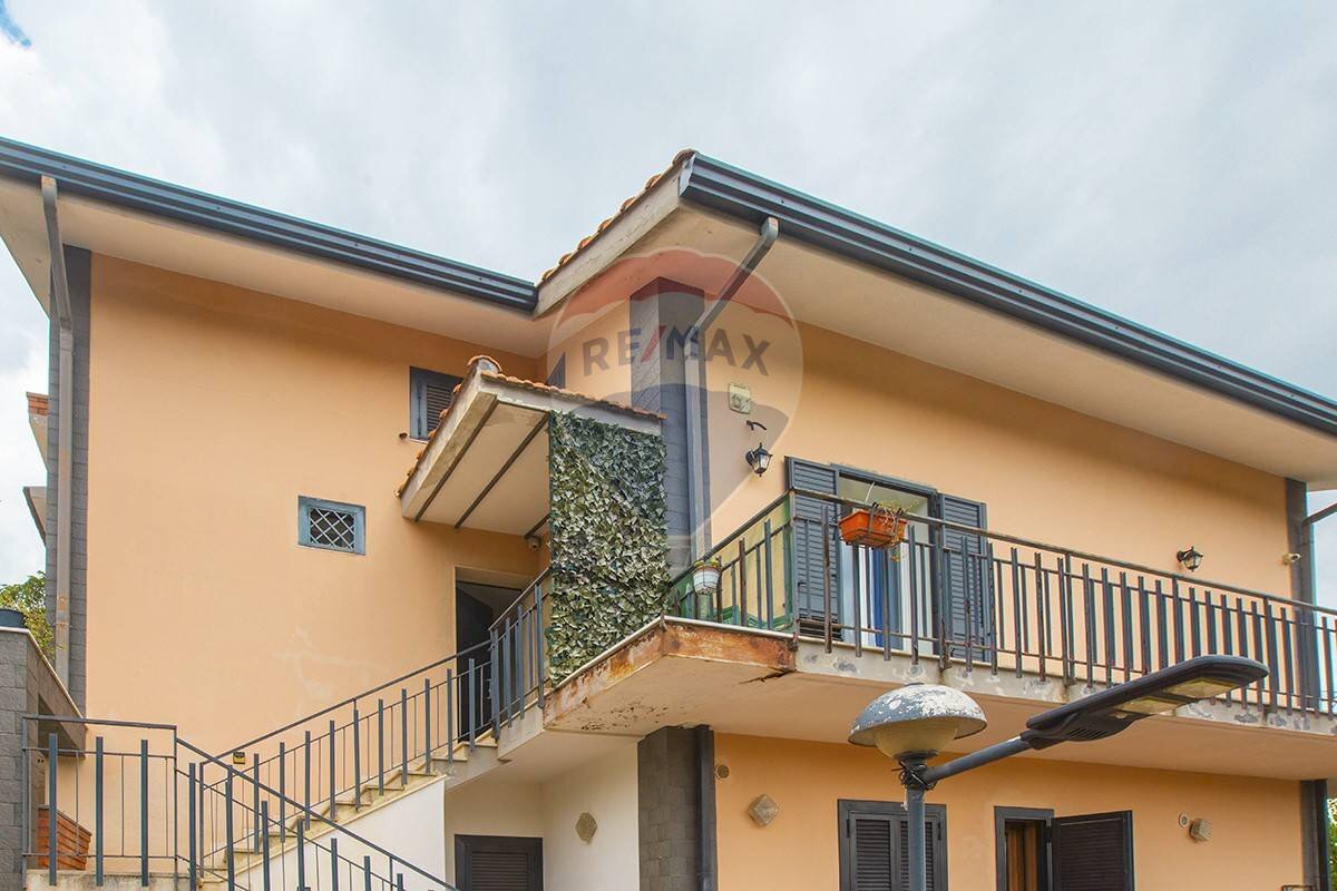 Casa all\'aperto - Villa Giovanni Pascoli
 
33/A, Mascalucia - foto 2