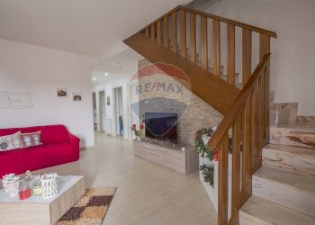 Soggiorno - Villa Giovanni Pascoli
 
33/A, Mascalucia - foto 30