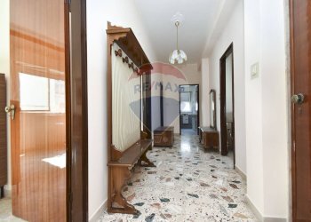 Hall / corridoio - Appartamento Via Amerigo Vespucci
 
6, Giarre - foto 11