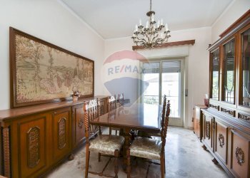 Sala da pranzo - Appartamento Via Amerigo Vespucci
 
6, Giarre - foto 17