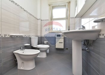 Bagno - Appartamento Via Amerigo Vespucci
 
6, Giarre - foto 29