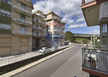 Edificio all\'aperto - Appartamento Via Amerigo Vespucci
 
6, Giarre - foto 4