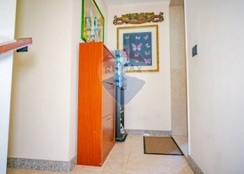 Hall / corridoio - Quadrilocale via Vincenzo Zaccà
 
31, Catania - foto 9