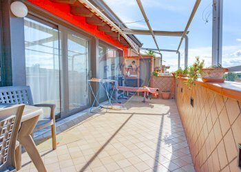 Terrazza - Quadrilocale via Vincenzo Zaccà
 
31, Catania - foto 10