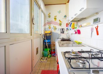 Cucina - Quadrilocale via Vincenzo Zaccà
 
31, Catania - foto 17