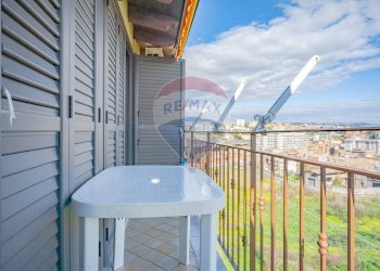 Balcone - Quadrilocale via Vincenzo Zaccà
 
31, Catania - foto 22