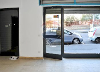 Foto 17 - Shop ENRICO FERRI, Catania - photo 17