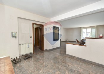 Stanza vuota - Appartamento Via Umberto
 
229, Fiumefreddo di Sicilia - foto 3