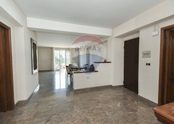 Hall / corridoio - Appartamento Via Umberto
 
229, Fiumefreddo di Sicilia - foto 5