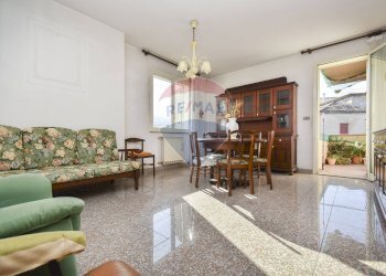 Sala da pranzo - Appartamento Via Umberto
 
229, Fiumefreddo di Sicilia - foto 29