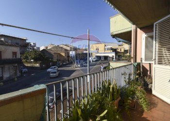 Balcone - Appartamento Via Umberto
 
229, Fiumefreddo di Sicilia - foto 30