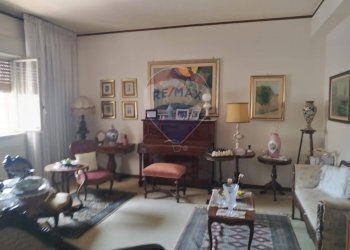 Soggiorno - Appartamento Via Sardegna
 
4, Caltagirone - foto 5