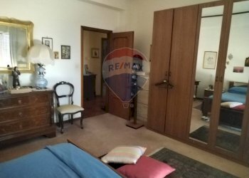 Soggiorno - Appartamento Via Sardegna
 
4, Caltagirone - foto 20