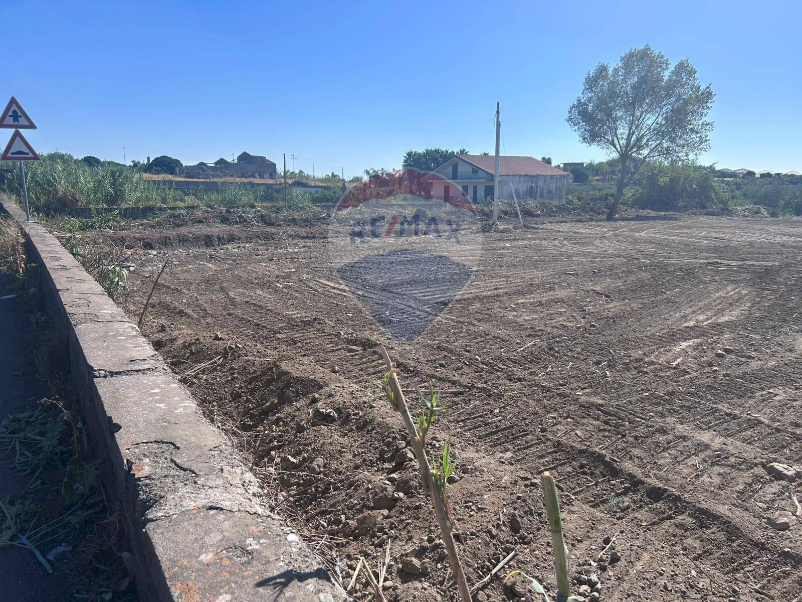 Vista delle montagne - Agricultural land SS 114
 
snc, Calatabiano - photo 2