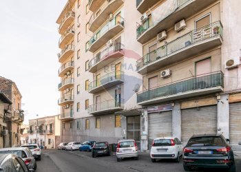 Edificio all\'aperto - Appartamento Via Acquedotto Greco
 
137, Catania - foto 1