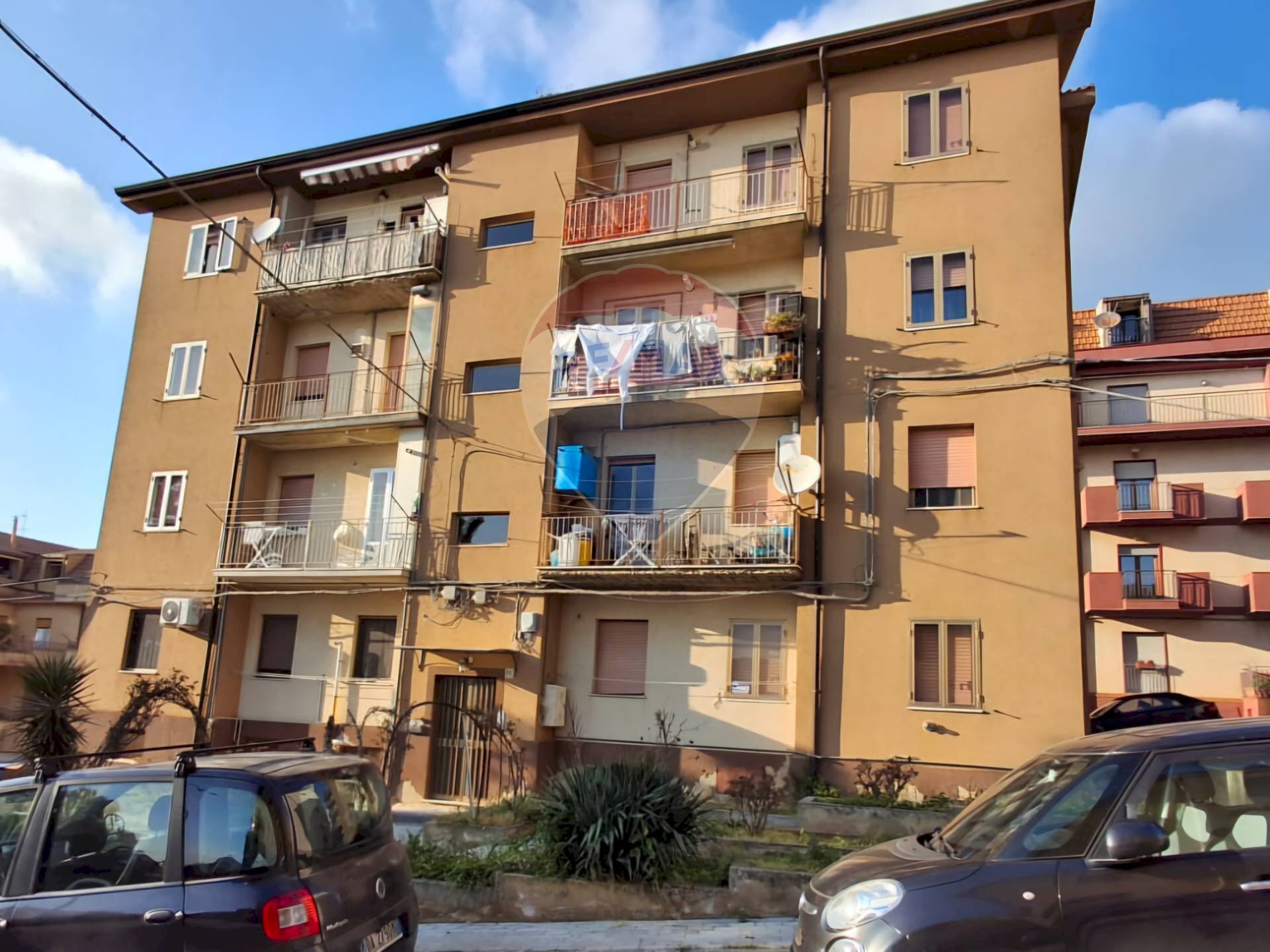 Edificio all\'aperto - Four-room apartment via Maddalena Seconda
18, Calascibetta - photo 2