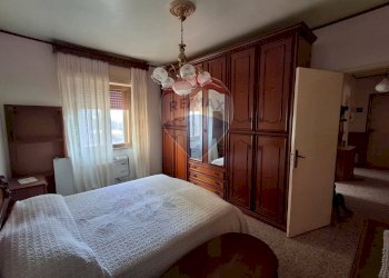 Camera / camera da letto - Quadrilocale via Maddalena Seconda
 
18, Calascibetta - foto 6