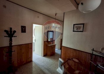 Hall / corridoio - Quadrilocale via Maddalena Seconda
 
18, Calascibetta - foto 8