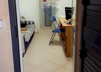 Camera / camera da letto - Shop Via Poggio D'aquila
 
28, Catania - photo 11