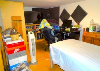 Camera / camera da letto - Trilocale Via Cesare Abba
 
6, Catania - foto 14