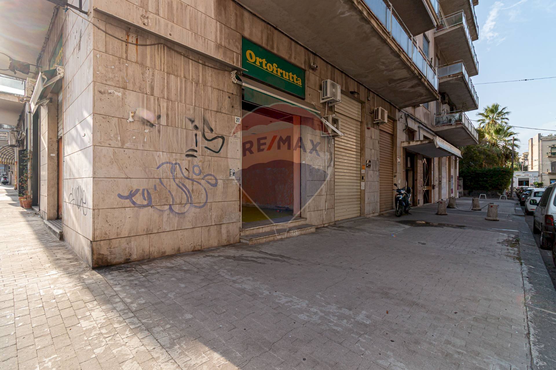 Edificio all\'aperto - Negozio Via Francesco Battiato
 
14, Catania - foto 1