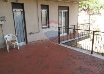 Terrazza - Appartamento Via Paladini
 
18, Caltanissetta - foto 7