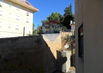 Edificio all\'aperto - Appartamento Via Paladini
 
18, Caltanissetta - foto 20