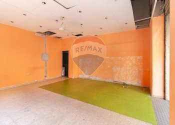 Stanza vuota - Shop Via Francesco Battiato
 
14, Catania - photo 3