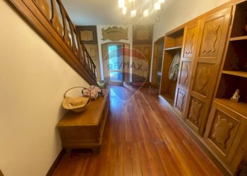 Hall / corridoio - Villa VIALE PASSEGGIO
 
21, Selvino - photo 16