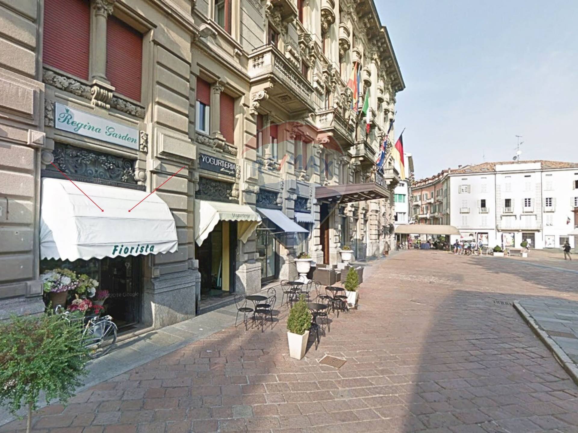 Edificio all\'aperto - Shop Via Largo Roma
 
3, Salsomaggiore Terme - photo 1