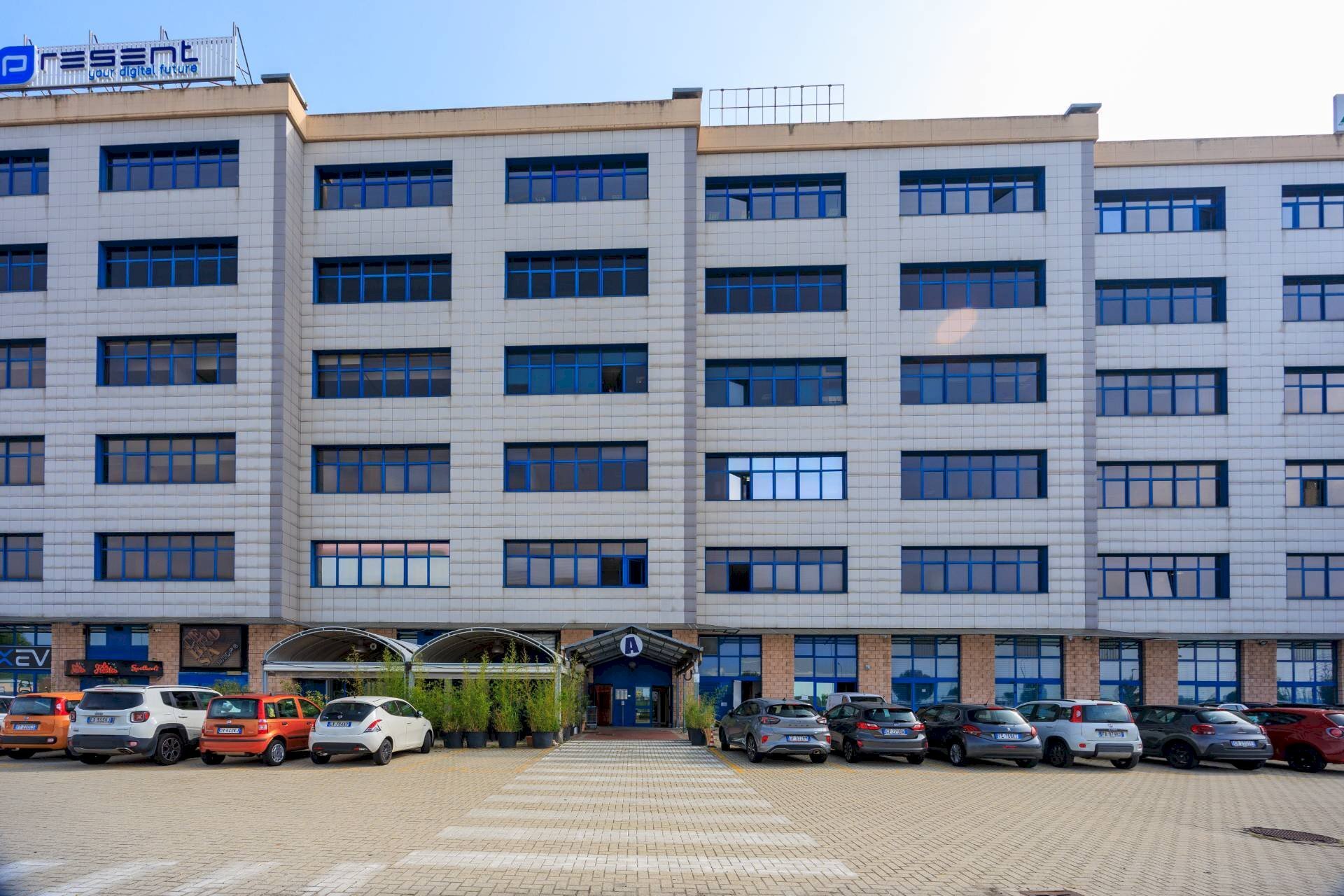 Foto 1 - Office Strada Della Cebrosa
 
86, Torino - photo 1