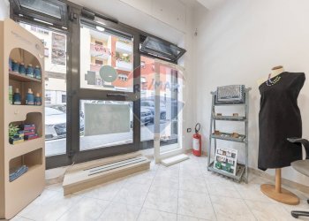 Ricezione / Lobby - Commercial Activity Via Rialto, Roma - photo 9