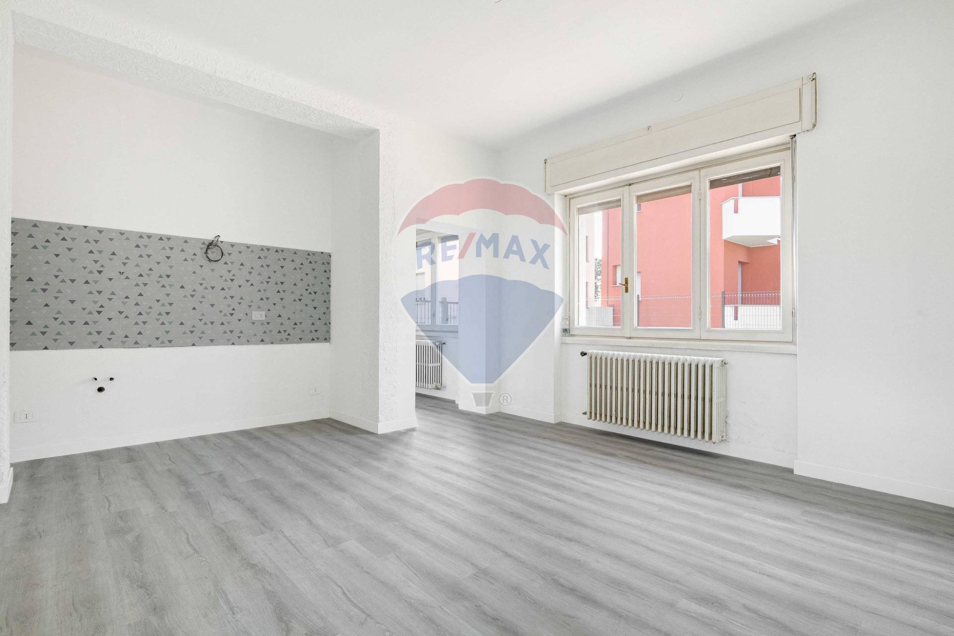 Stanza vuota - Casa indipendente VIA CURTATONE
11, Gallarate - foto 3